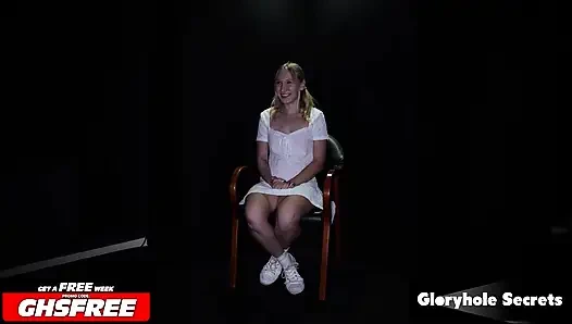 Gloryhole secrets - mckenna lynn telan sperma orang asing di gloryhole