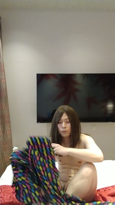 Japanese amateur crossdresses wearing morphsuit masturbate | Clip 1