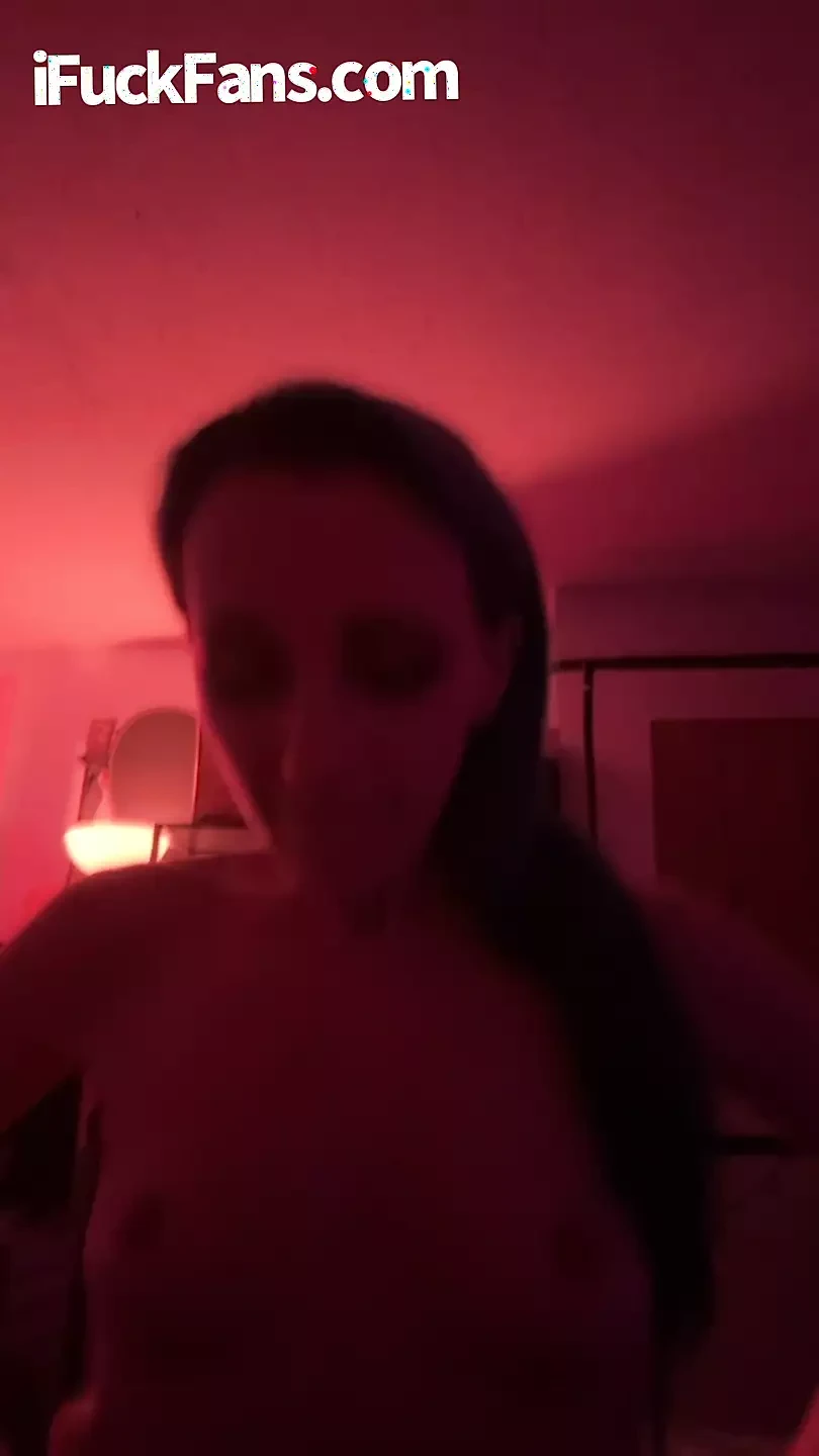 Don’t Talk I Just Want to Take Your Load Creampie – Cali Reign – I FUCK FANS DOT COM