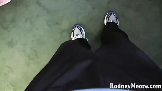 Alami besar dan memek berbulu