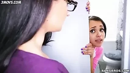 女同