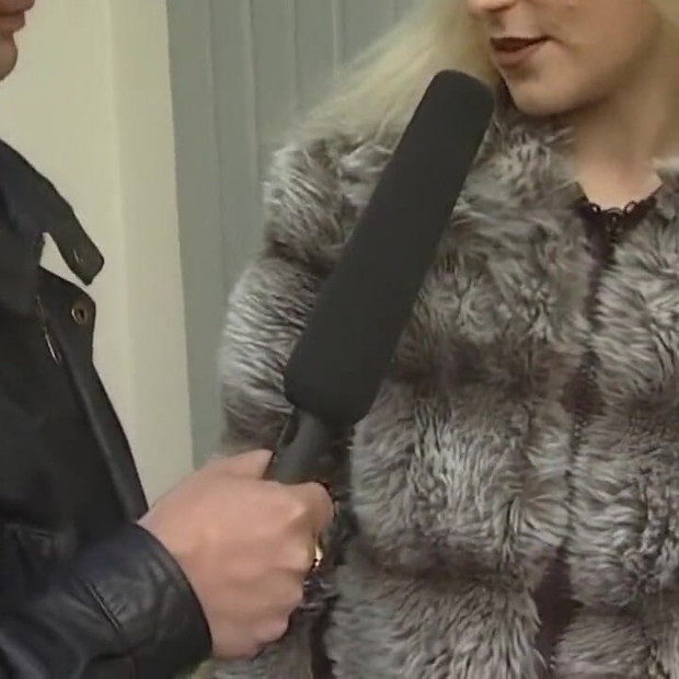 صب HD أول مرة creampie للشقراء الساخنة