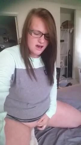 Selfie Video Pussy Scratching