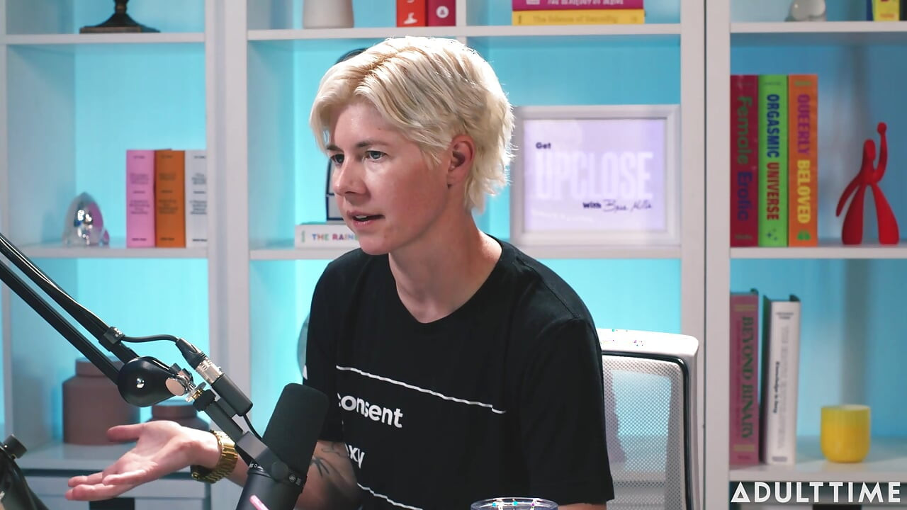 Lilly Bell Ekshibitionismi, sekstailu ja voimaannuttaminen aikuisten ajan podcast
