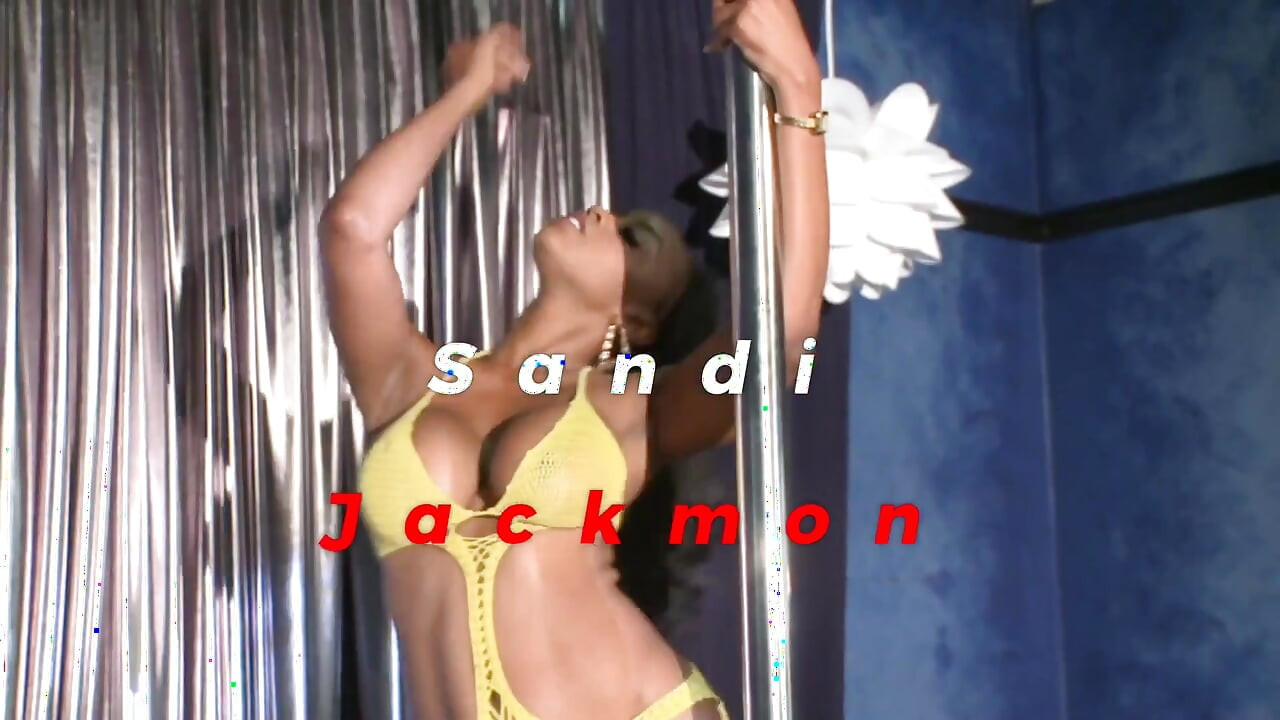 Sandi Jackmon adalah seorang awek yang suka dikongkek