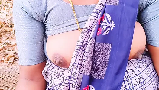 Seks luar ruangan India. Desi bhabi secret ngentot suami di hutan. Telugu Dirty Talks.