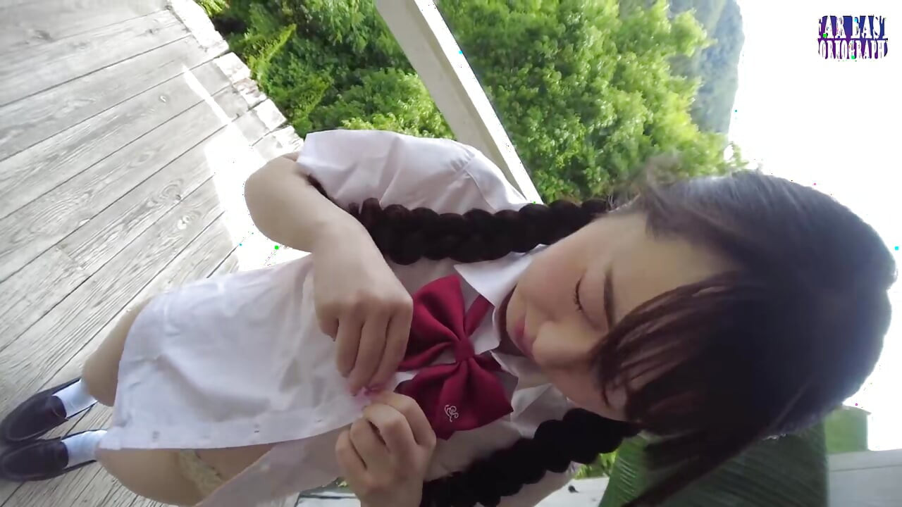 Slick Outdoor Tease με ροζ μύτη F Cup Ομορφιά εμποτισμένη με λάδι Μέρος 2