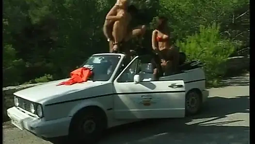 Анальная оргия на дороге