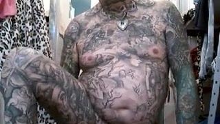 Chico tatuaje