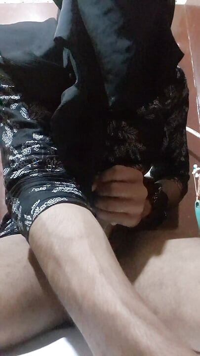 Hijabi sissy cum