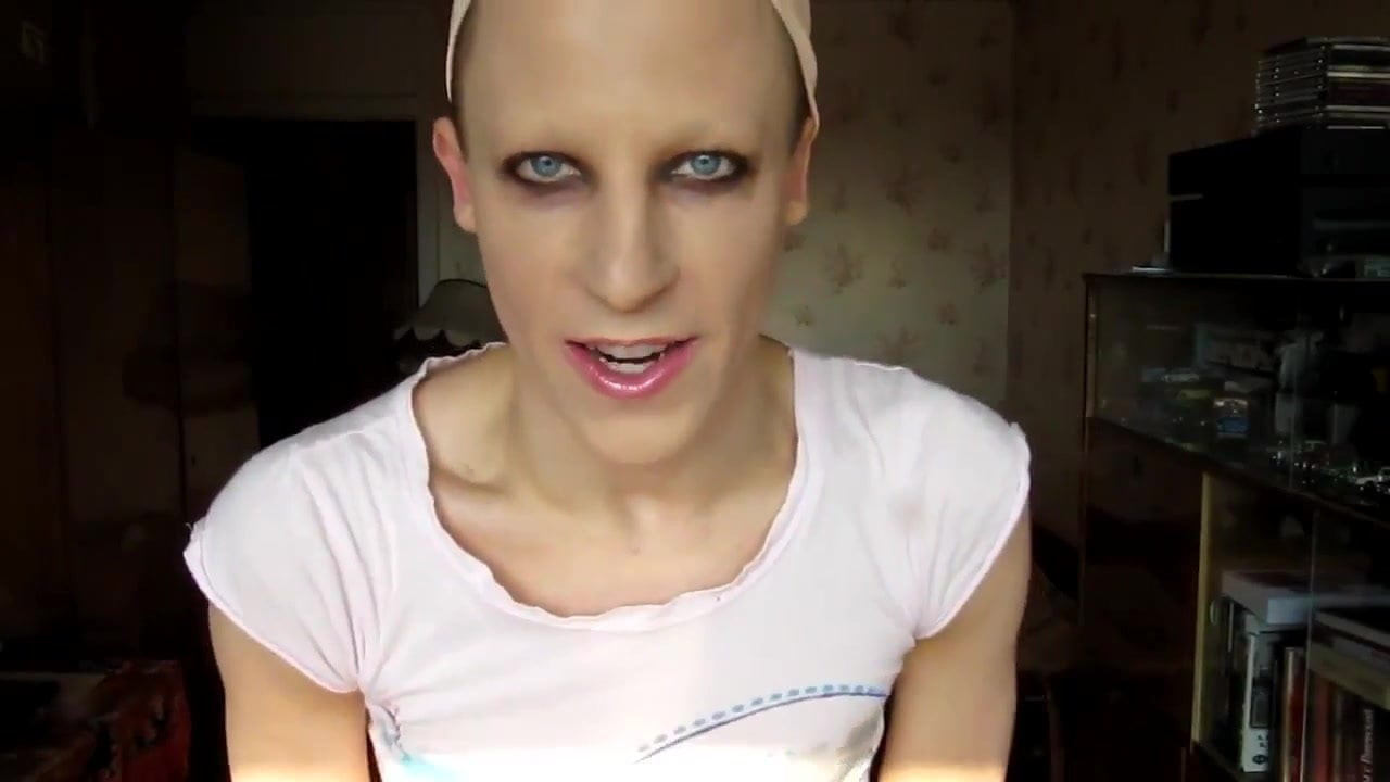 TWINK IS ALWAYS HUNGRY FOR RAW COCK