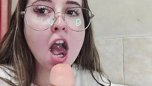 Melatih tenggorokanku