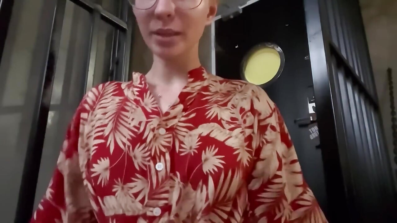 1. nap a felsőbbrendű femdom istennő, Asmr szolgálatában Szerepjáték