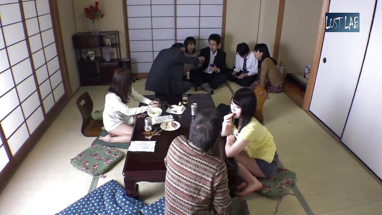 의붓아버지의 야생을 이끄는 작은 악마 와이프의 유혹 - 15명의 여성 컬렉션 - Part8