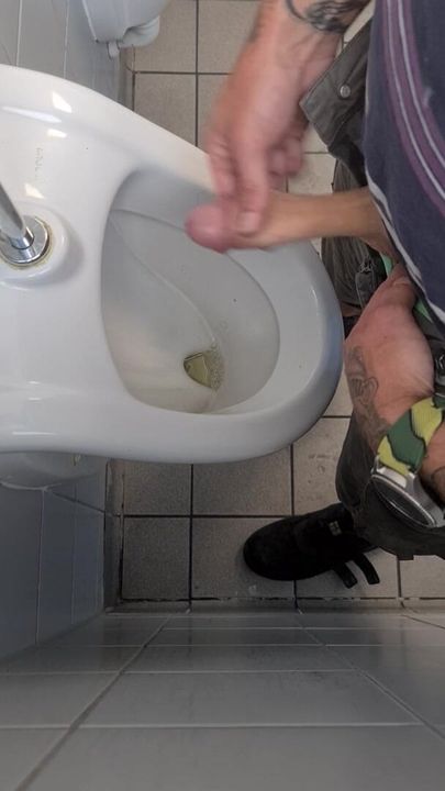 Pissing