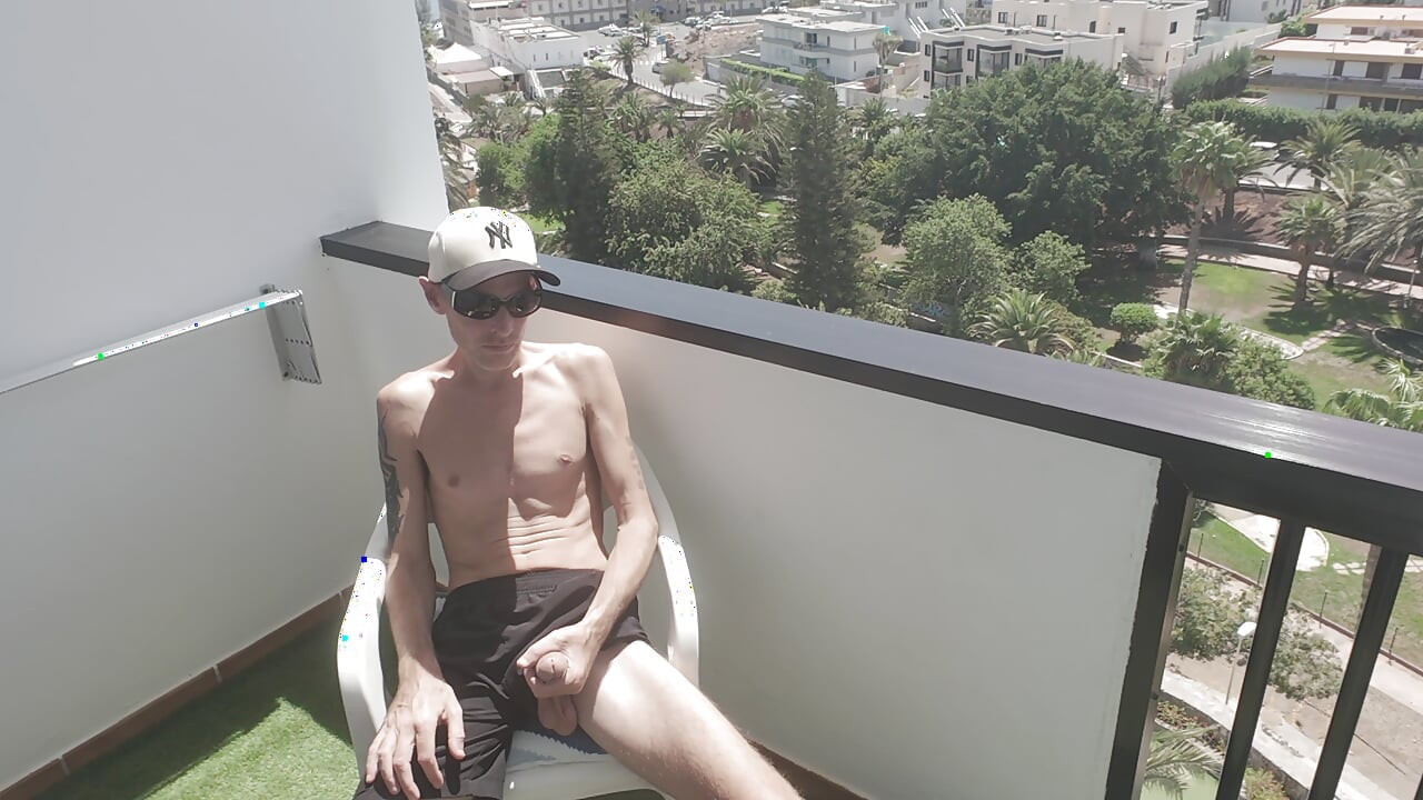 Riskli 9 İnç Balkon Mastürbasyonu
