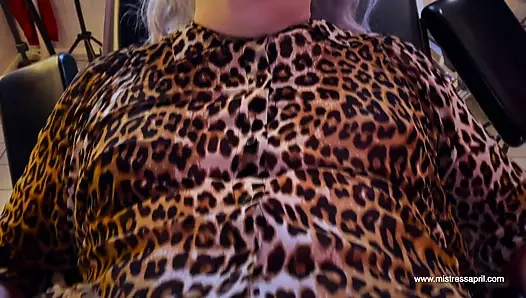 Dominatrix Nyonya April - pelacur banci terangsang fabvers