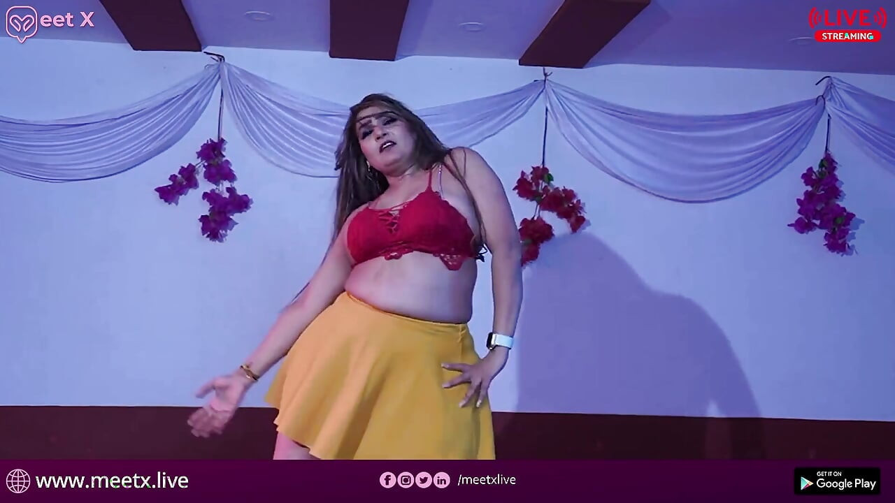 Horny Couple Having Sex and Enjoy in Live Show