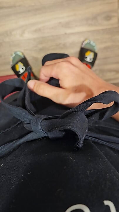 Got horny cooking thought id rub when out