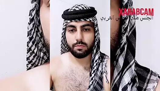 Abou Salam, bien monté - sexe gay arabe