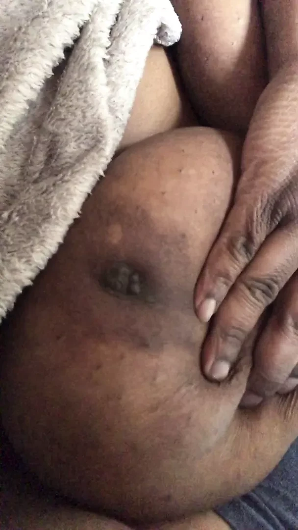 BBW EBONY TITTIE PLAY