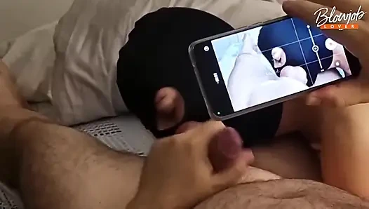 Sexy MILF gibt einen sinnlichen blowjob. In den mund kommen. Eier lecken und lutschen. 4K (episode 828)