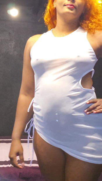 Roupa branca do clube de malha experimenta no transporte