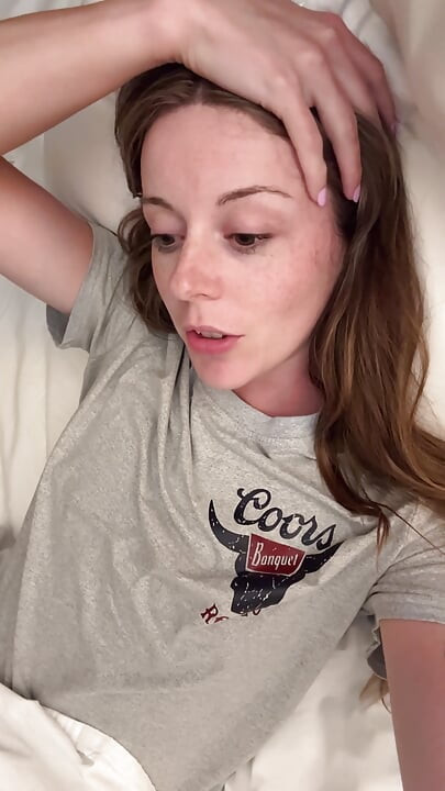 Bedtime Orgasm with My Hitachi