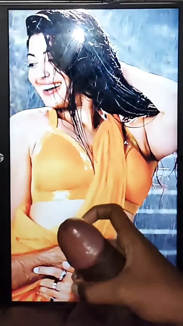 Xuất tinh ba người đến pranitha