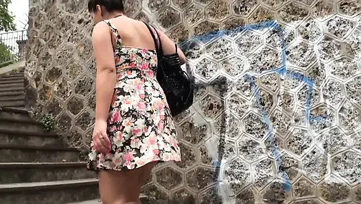 Толстушка в тройничке