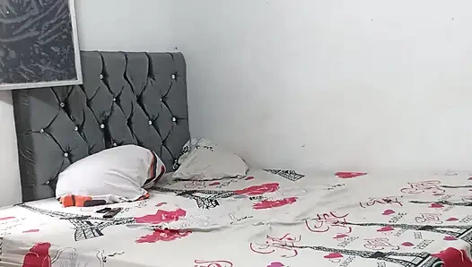 Latin kız arkadaşım yarağıma biniyor