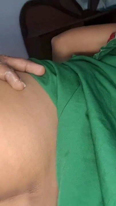 Indian desi hauswaif Rani bhabhi ki chudayi devar ne bhabhi ko ghodi bana ke choda | Clip 1