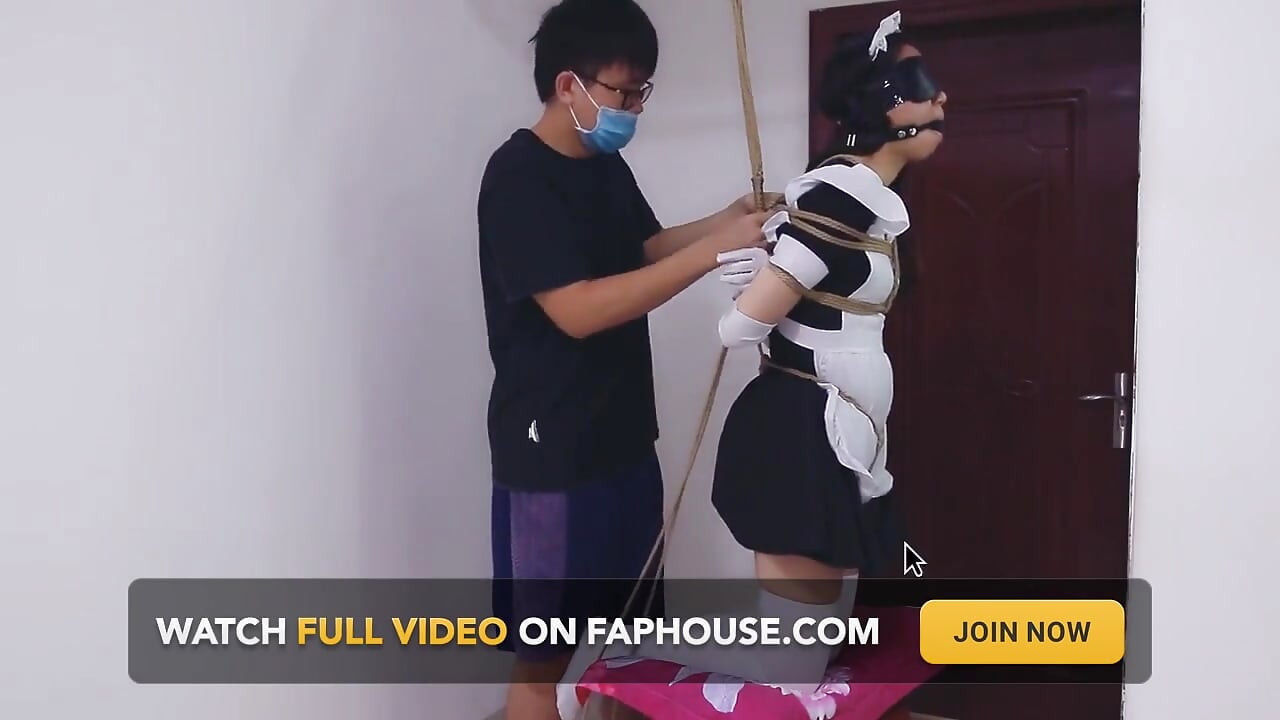 Whh02 - a Chinese Girl Wearing White Stockings and Blindfolded, Bound by Ropes Vibrates to Orgasm