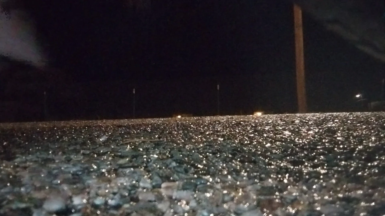 LilSissybitchboi crawling on the street naked in the rain for online Dominatrix