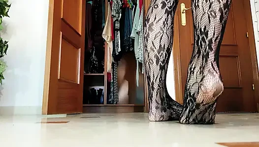 Sexy füße, nylonstrümpfe modellieren