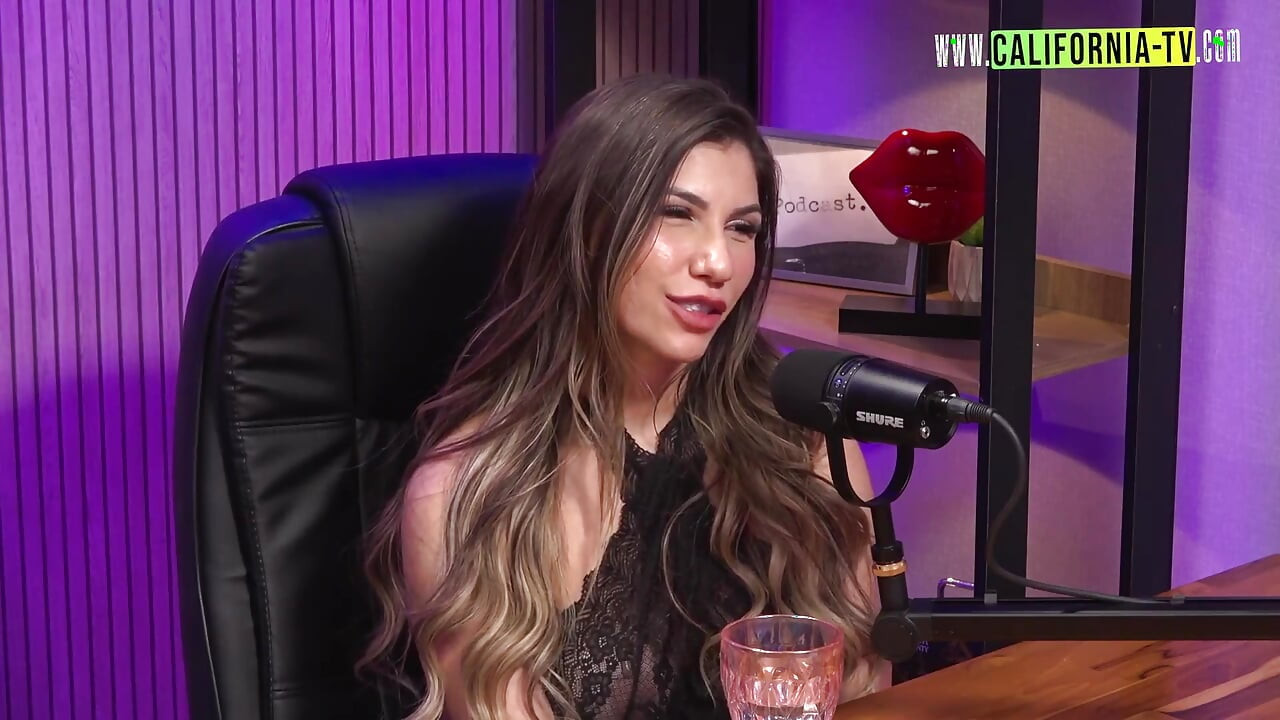 Latin ateşli Alexia Dhein ile podcast