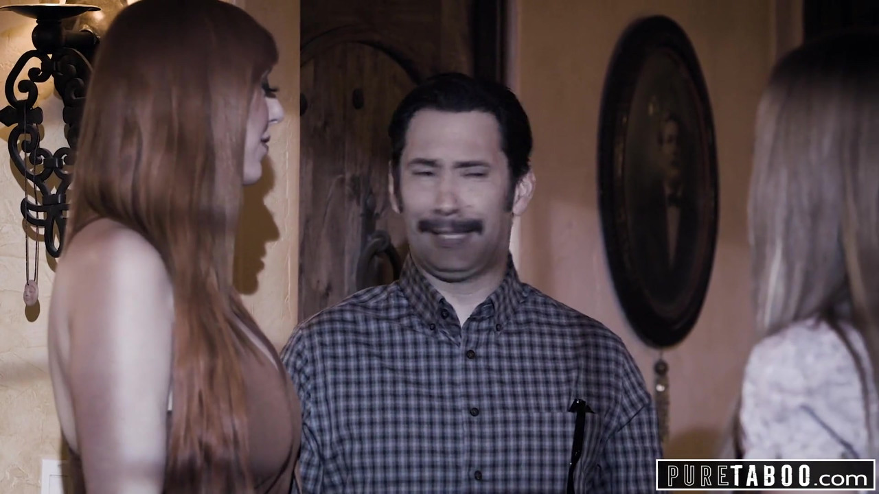 欲求不満のカップルはベビーシッターとセックスしたい