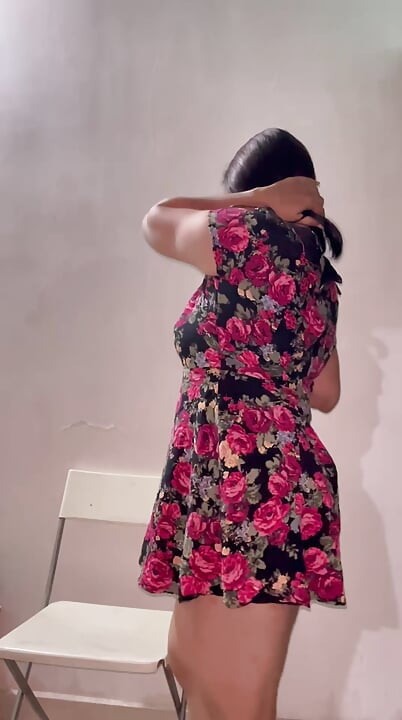 Hot desi bhabhi nude fingering horny