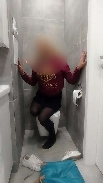 Teen slut licks the toilet at friend's house