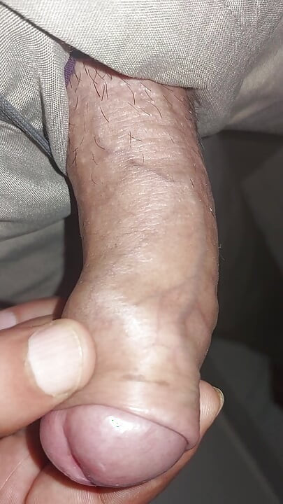 My best friend gives me handjob