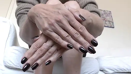 Dark Fingernails and Shiny Legs Part 2, Lady Victoria Valente