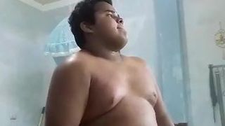Chubby gets excited very rich