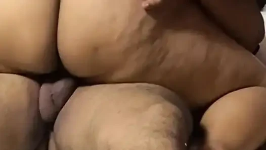 Арабская жена-свингерская