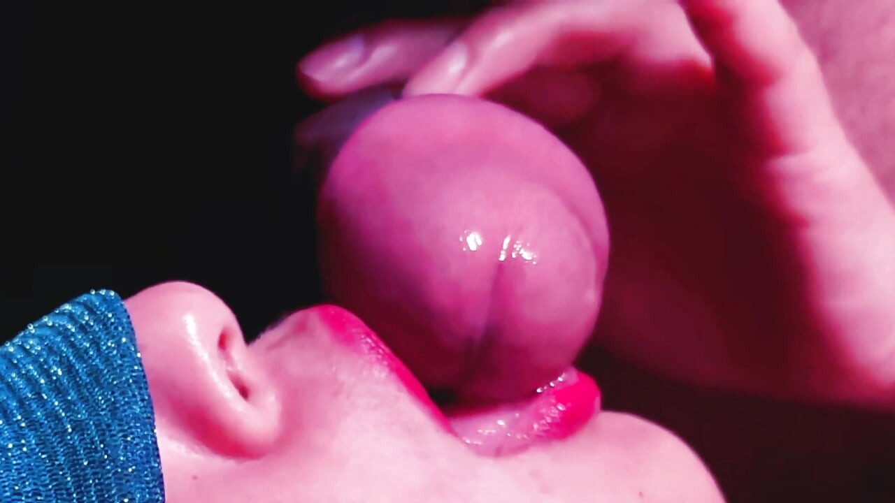Izbliza: Sjajno pušenje - ASMR SISANJE USTA DIO 1