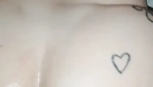 O büyük götü sikiyorum