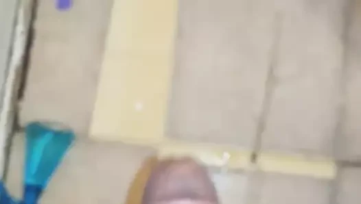 çok iyi bir cumshot yapıyor