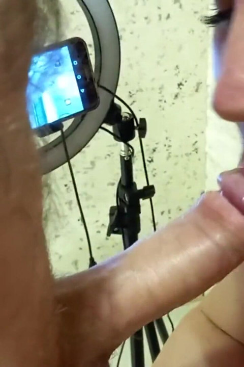 BBW milf sucking cock 4