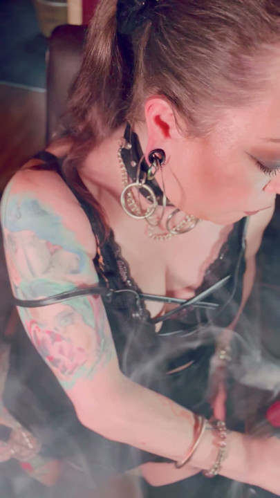 Who Loves Drifting Smoke & Snap Inhales? Cause This Goth Loves To Do Them For You! Smoking BBW | Clip 1