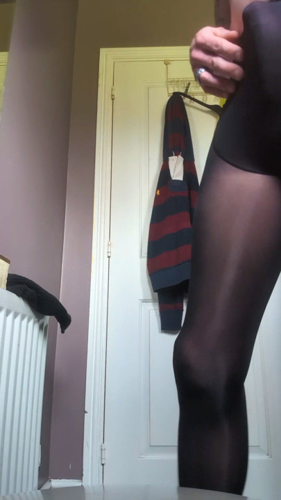 Nylon fun in bathroom secretly