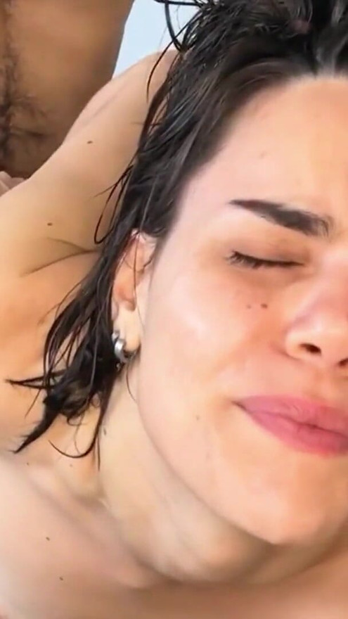 Divine pussy and a beautiful smile | Clip 2
